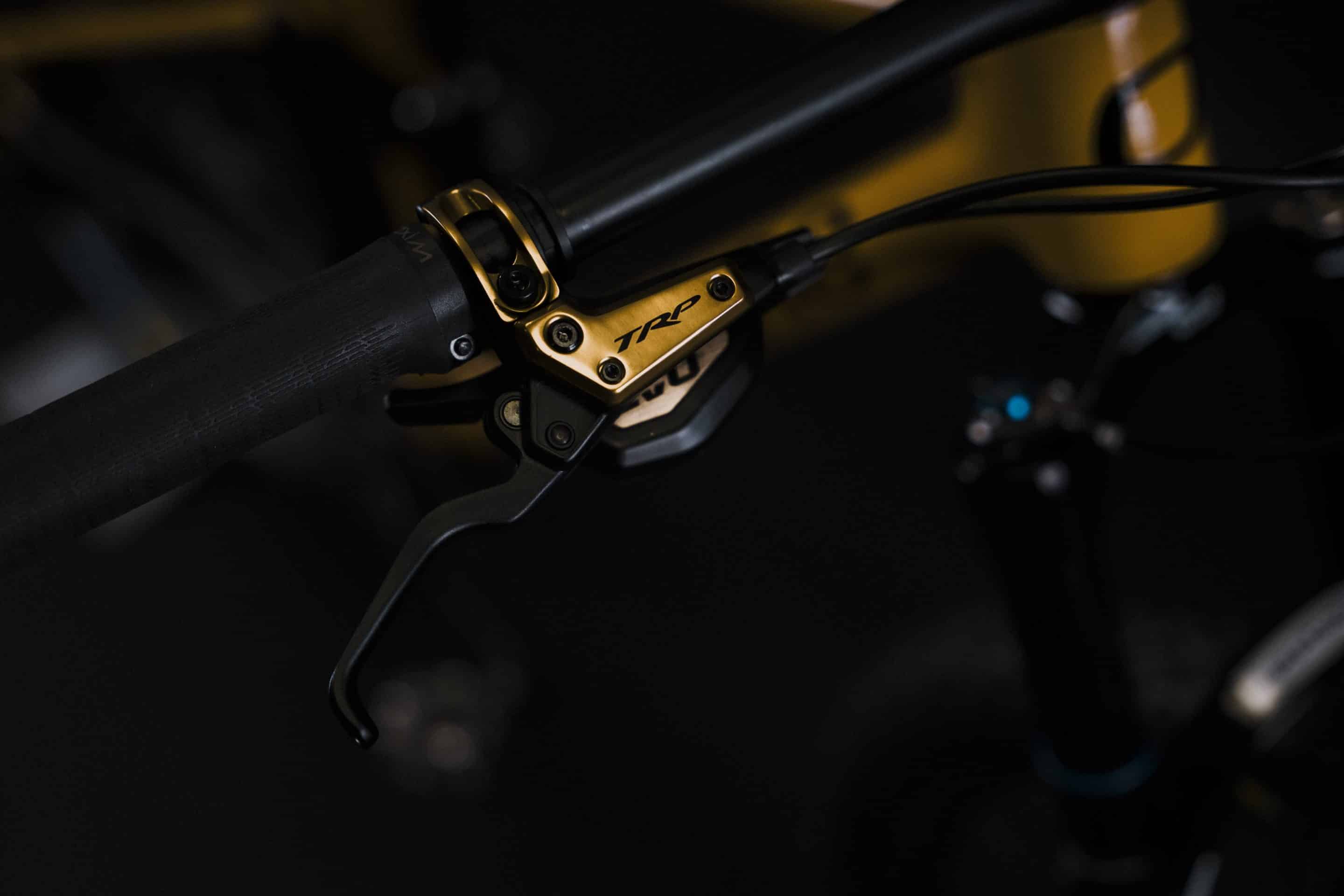 Freins TRP sur le VTT Theoreme FS Team Edition Origine Racing Division Freins TRP sur le VTT Theoreme FS Team Edition Origine Racing Division