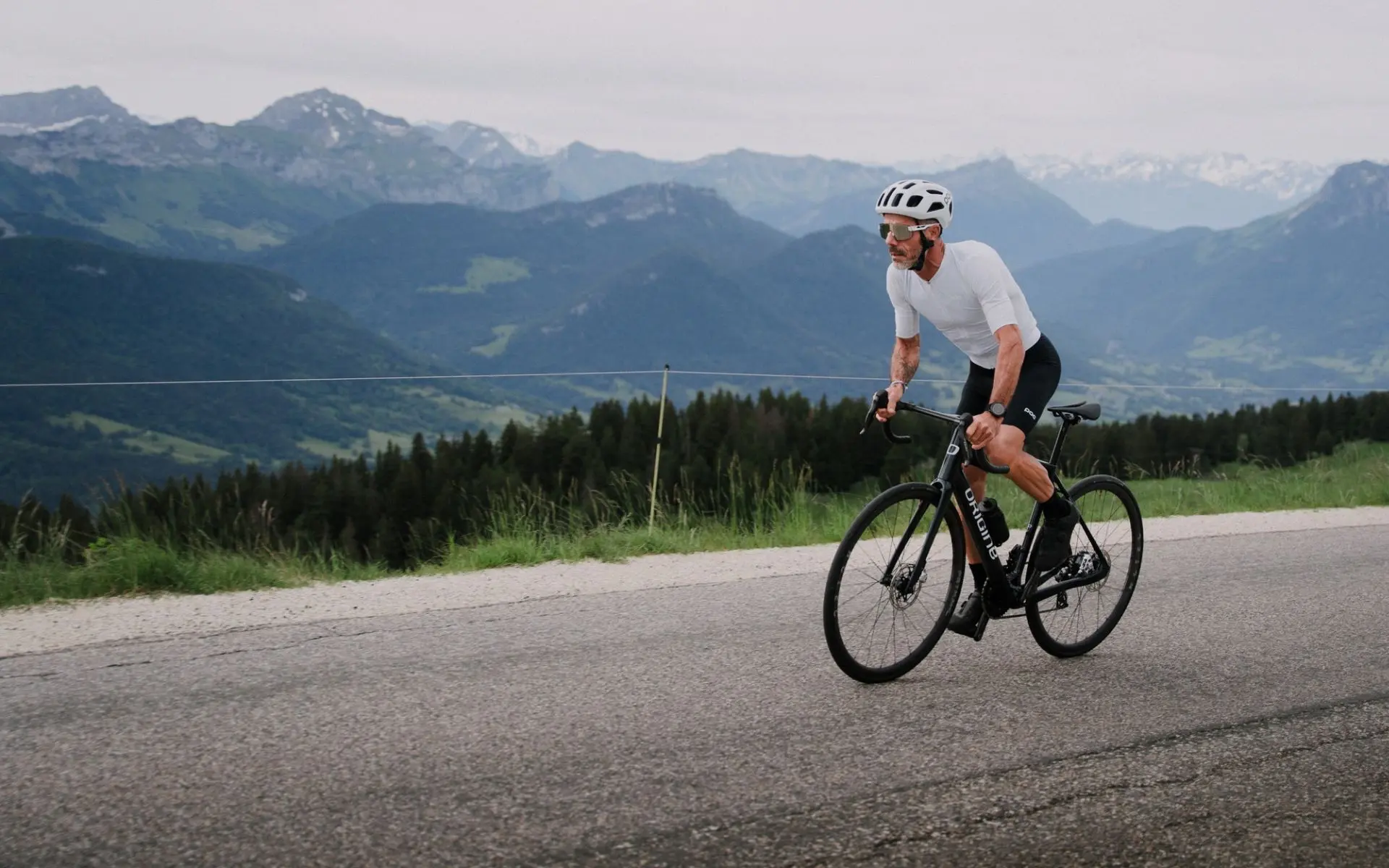 vélo de route montagne léger