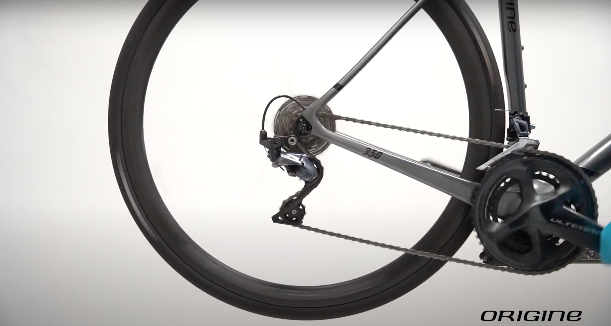 mettez la chaîne tout à droite