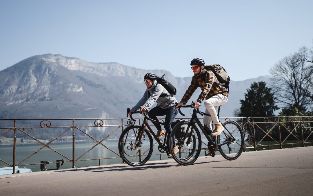 Découvrez la voie verte du Tour du Lac d’Annecy par la piste cyclable